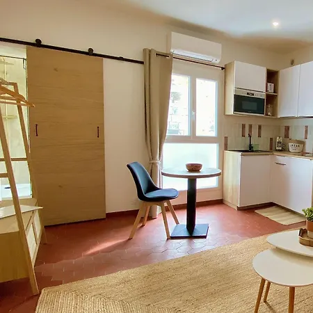 Apartment En Plein Coeur Du Centre Historique Aigues-Mortes